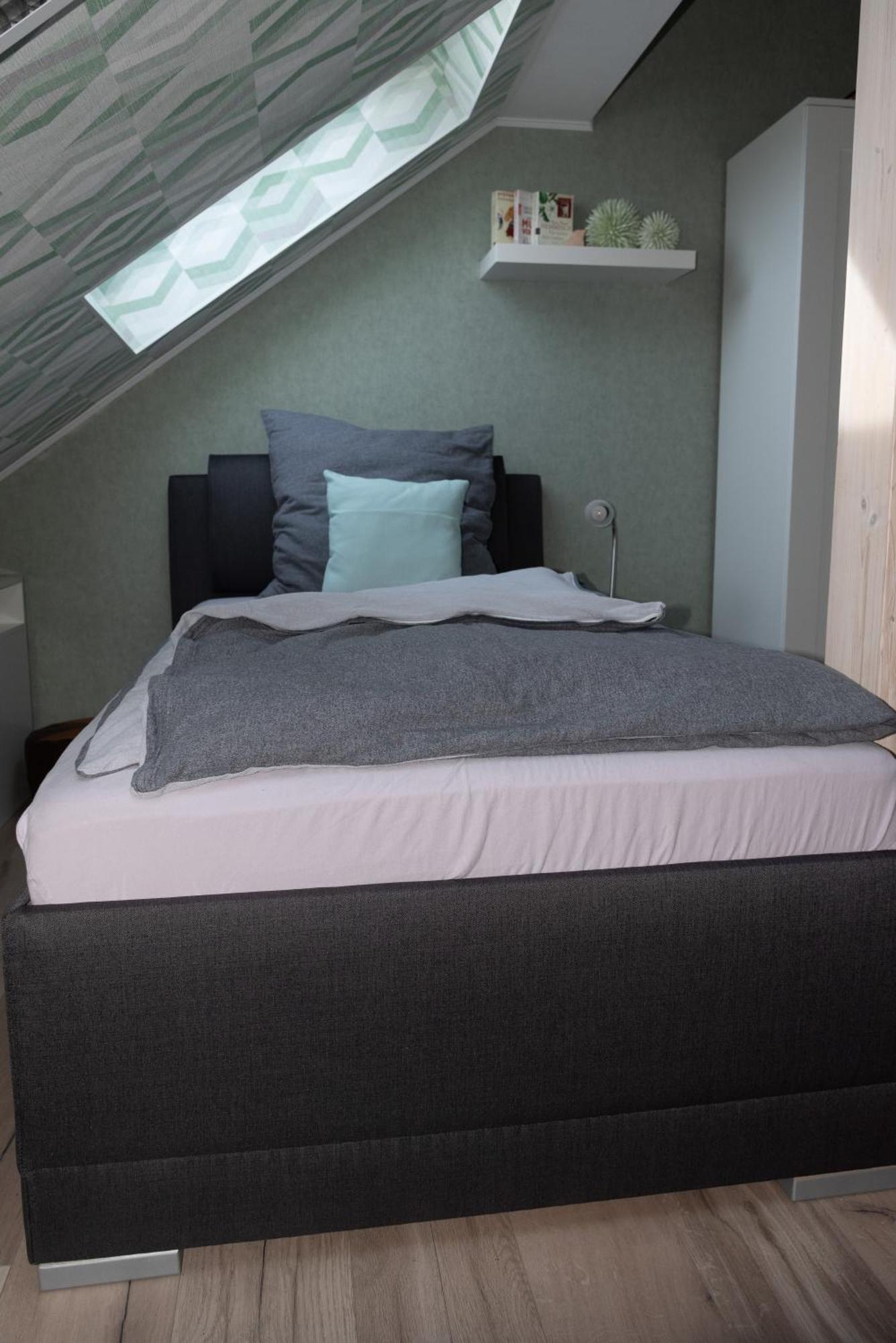 נוינבורג וורם ואלד Moderne, Gemuetliche Dg-Wohnung In Ruhiger Lage מראה חיצוני תמונה